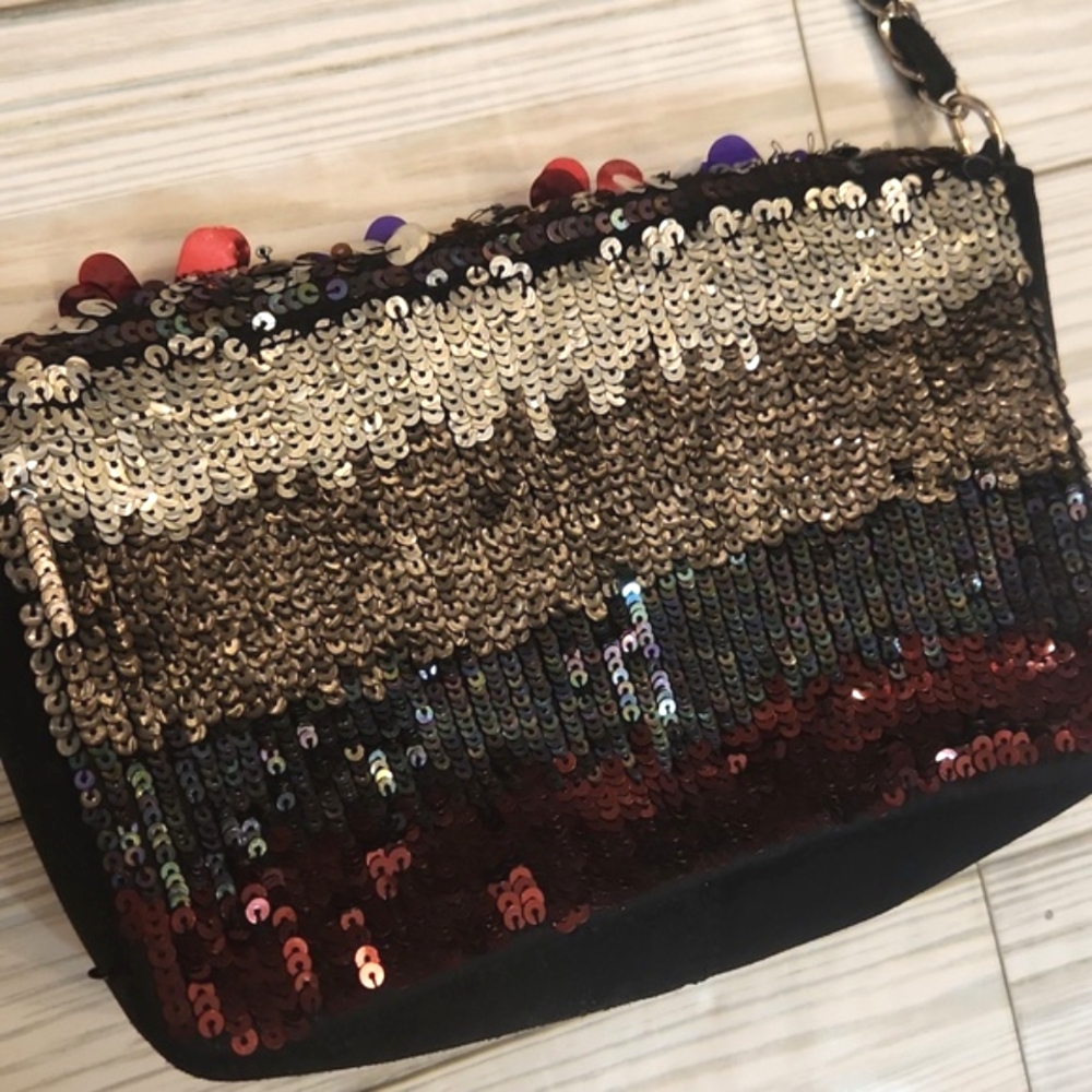 Womens Free People black suede sequin floral chain strap bag. - Picture 3 of 16